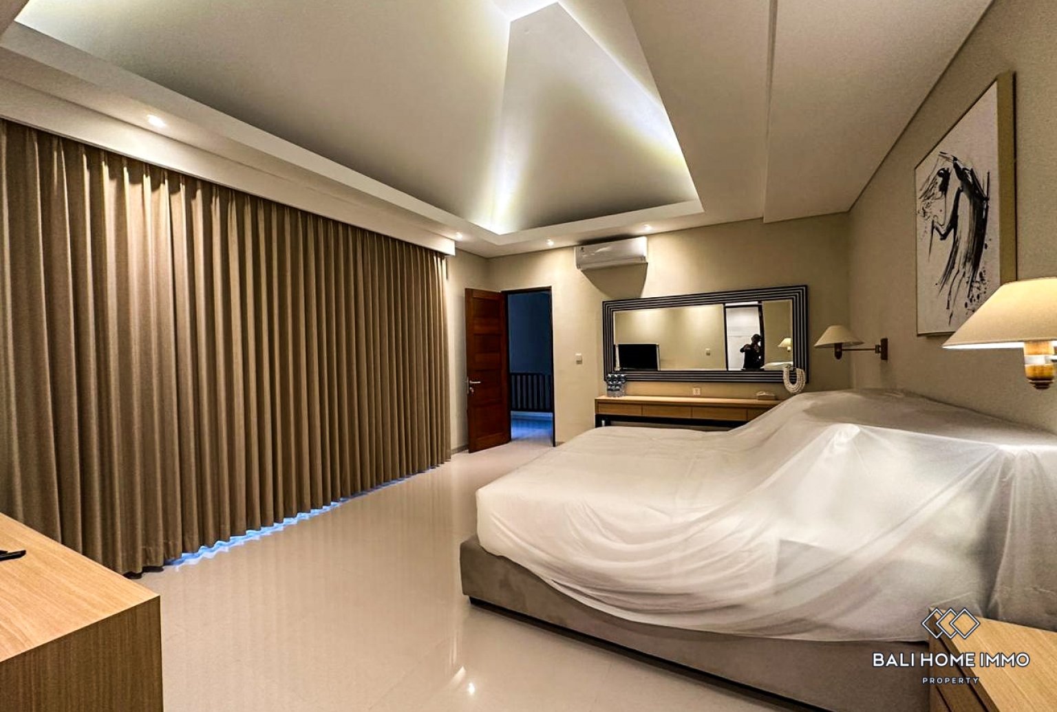 4 Bedroom Modern Villa For Rent in Batu Bolong Canggu — image 6
