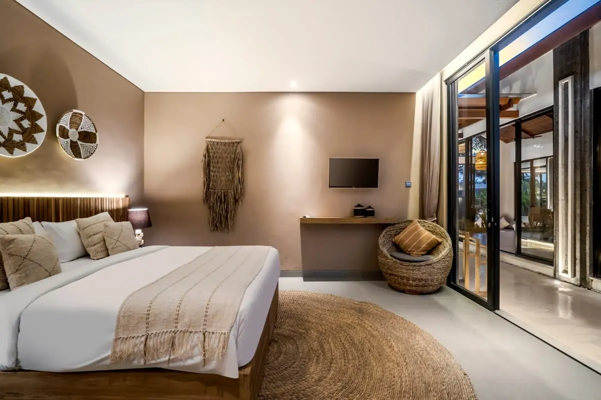6 BR Rice-Field Pavilion Villa Ubud — 6BR Villa Rental in Ubud — image 8