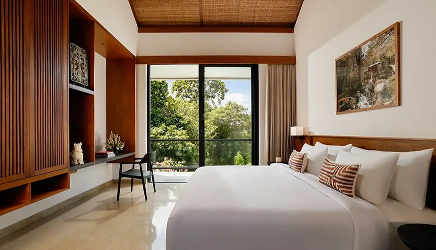 7 BR Tropical-Modern Gym Villa Canggu — 7BR Villa Rental in Canggu — image 11