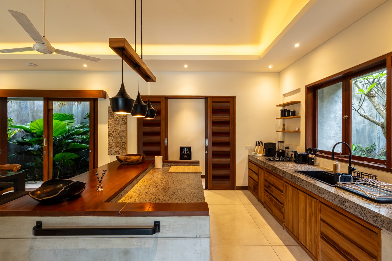 Althea - 3BR Landscaped Pool Villa & Nature Views in Canggu, Bali — image 7