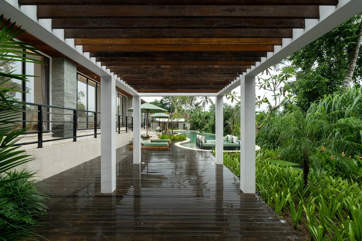 6 BR Glass Tropical Garden Residence Ubud — 6BR Residence Rental in Ubud — image 12