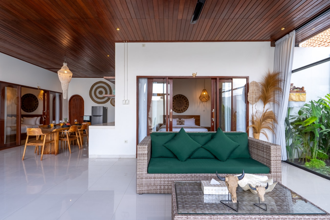 3BR Seseh Villa | Pool & Garden Views, Near Beach in Canggu, Bali — image 19