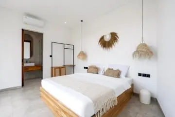 2 BR Minimalist Open-Air House Canggu — 2BR House Rental in Canggu — image 13