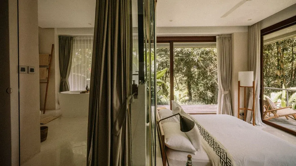 5 BR Private Villa Ubud — 5BR Villa Rental in Ubud — image 5