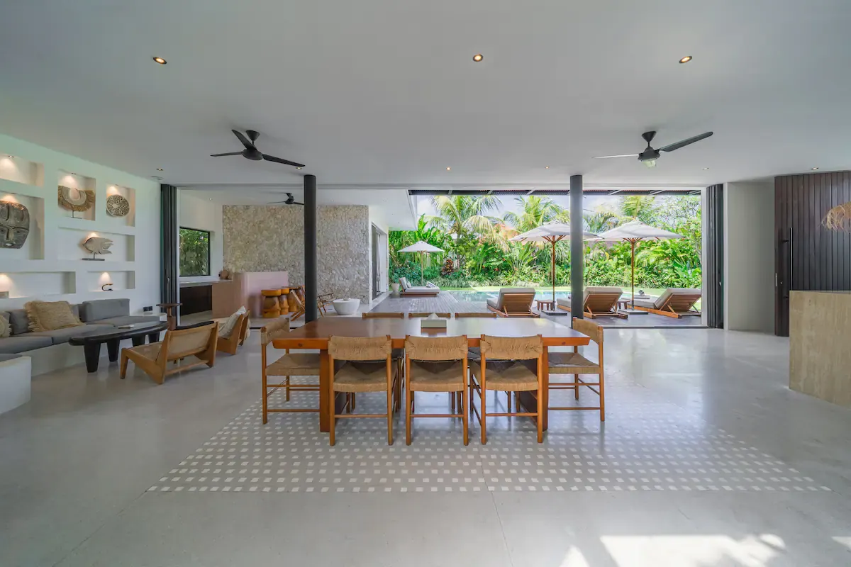 4 BR Contemporary Pool Retreat Canggu — 4BR Villa Rental in Pererenan — image 17