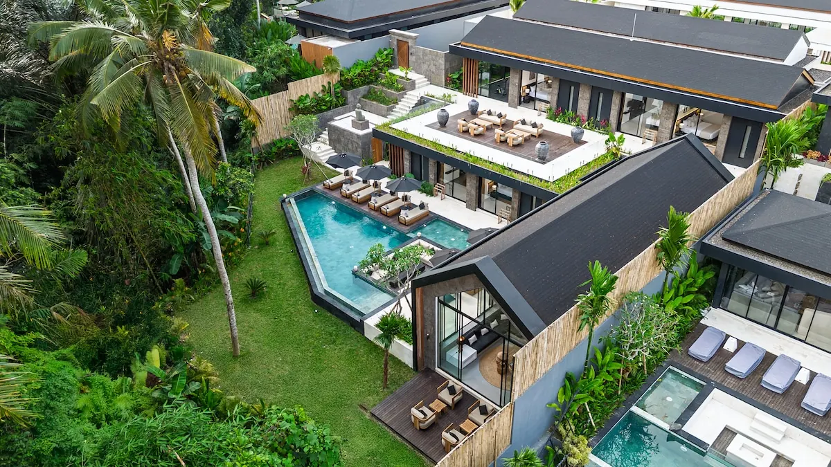 9 BR Jungle Tropical-Modern Estate Ubud — 9BR Estate Rental in Ubud — image 6