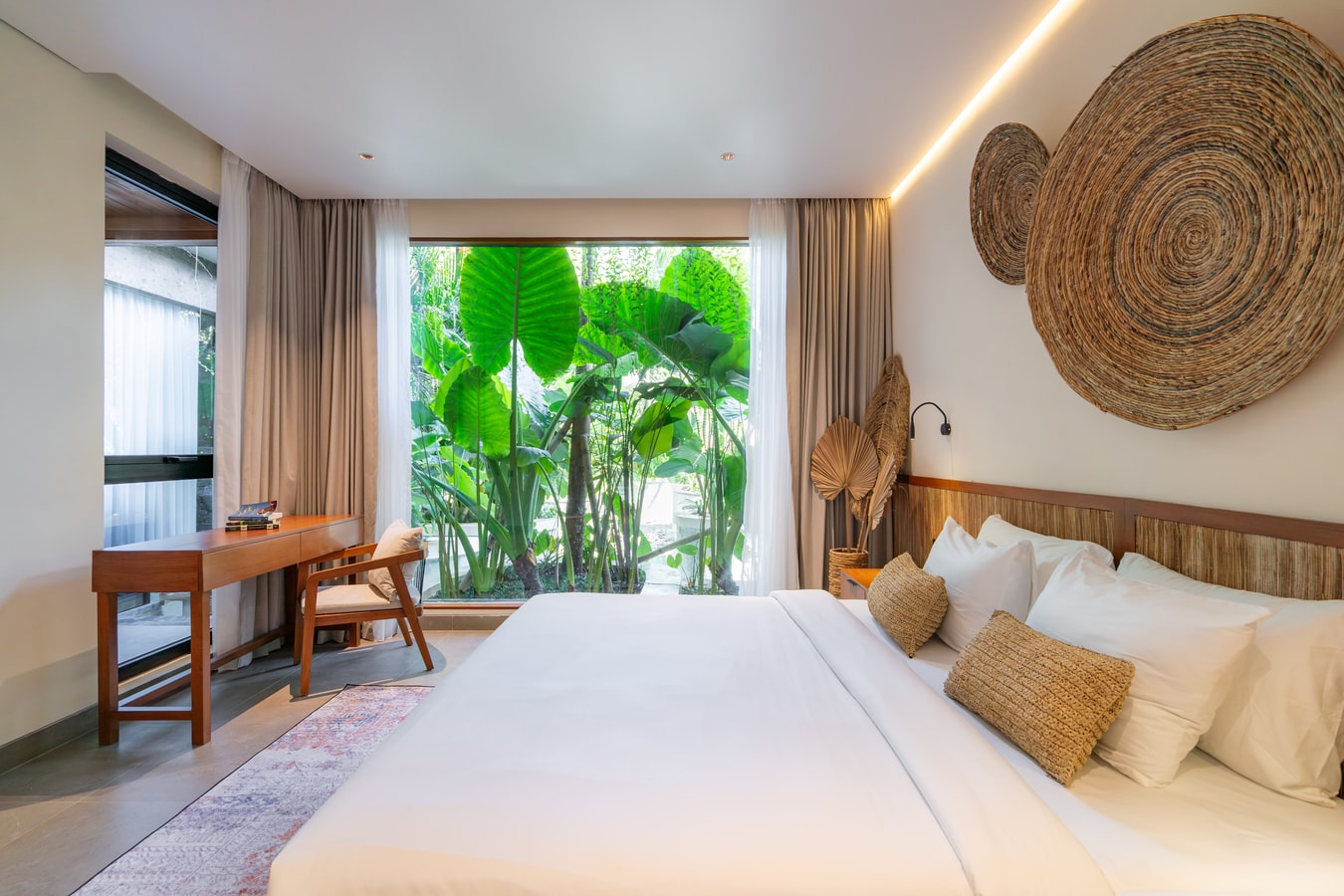 1BR Ubud Lagoon Pool Access Studio | Near Palace in Ubud, Bali — image 9