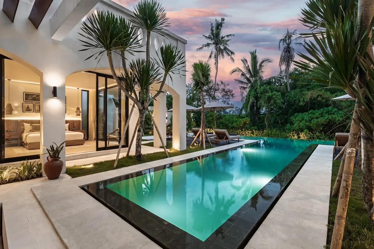 5 BR White Mediterranean Villa Ubud — 5BR Villa Rental in Ubud — image 10