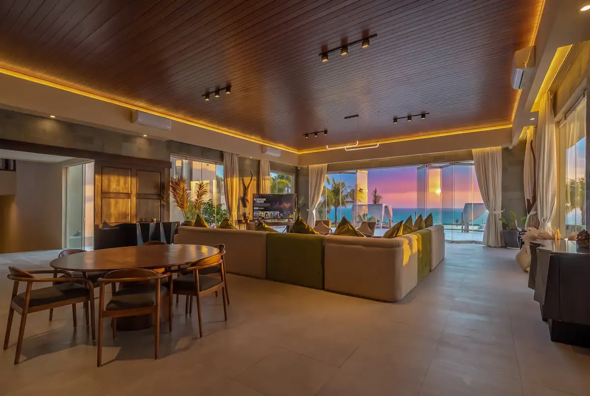 8 BR Infinity-Pool Cinema Estate Uluwatu — 8BR Estate Rental in Uluwatu — image 15