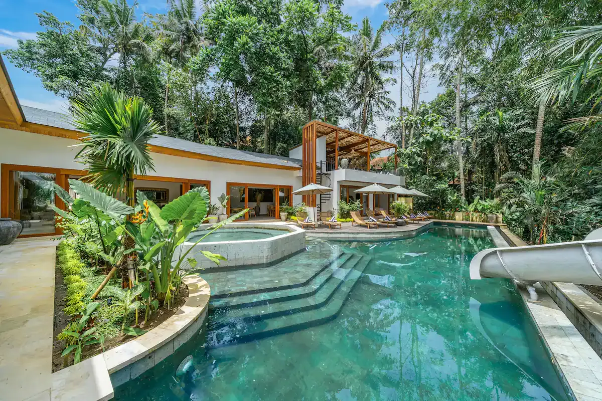 12 BR Cinema Pool Estate Ubud — 12BR Estate Rental in Ubud