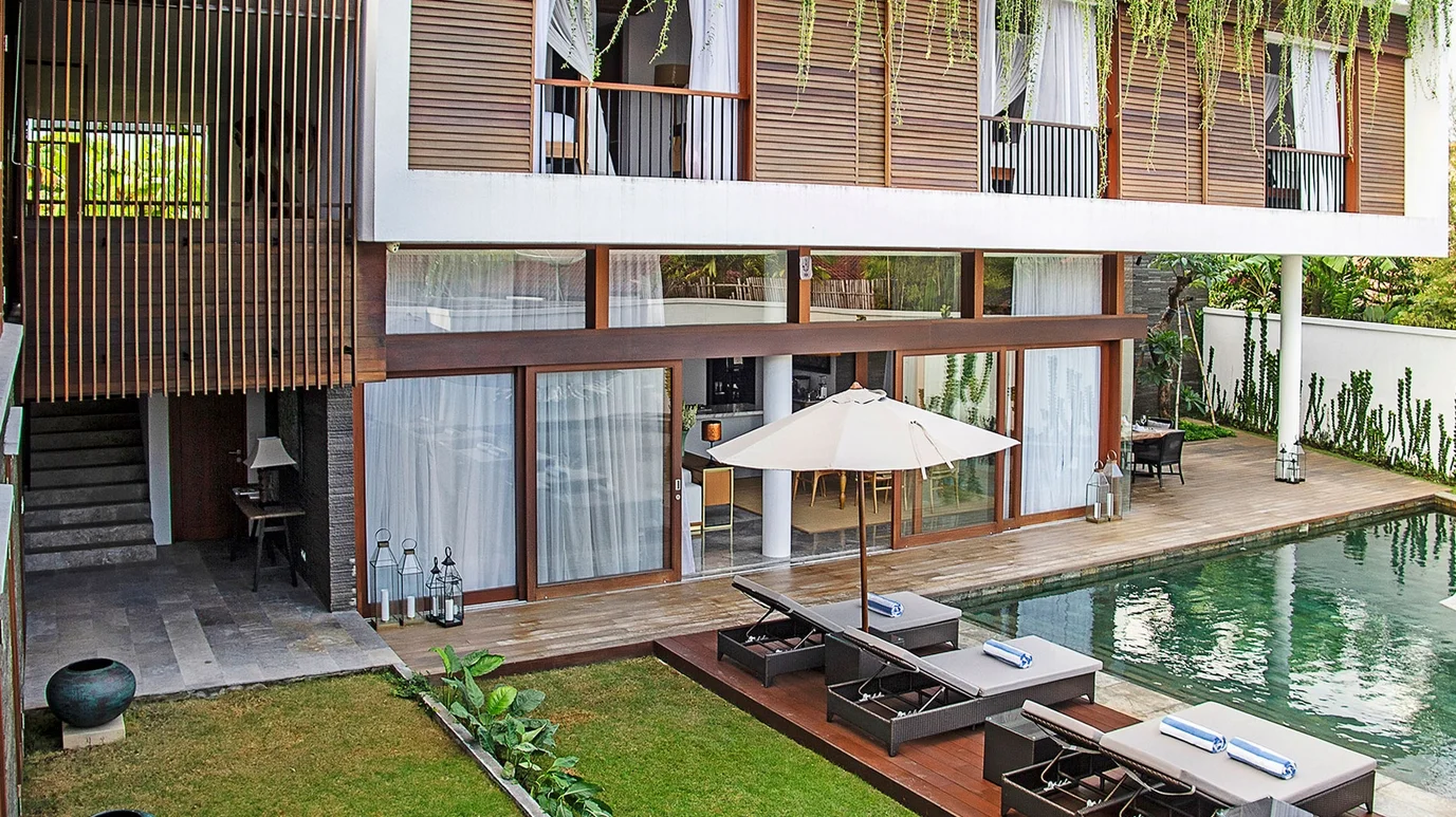 5-Bedroom Luxury Villa in Canggu – Modern Chic Meets Tropical Ease