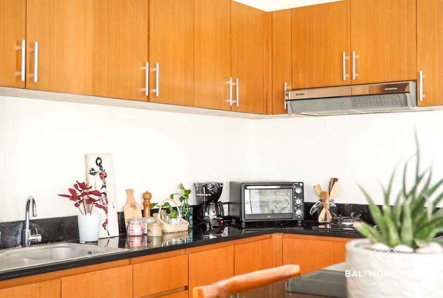 5 Bedroom Family Villa for Rent in Canggu Berawa — image 6