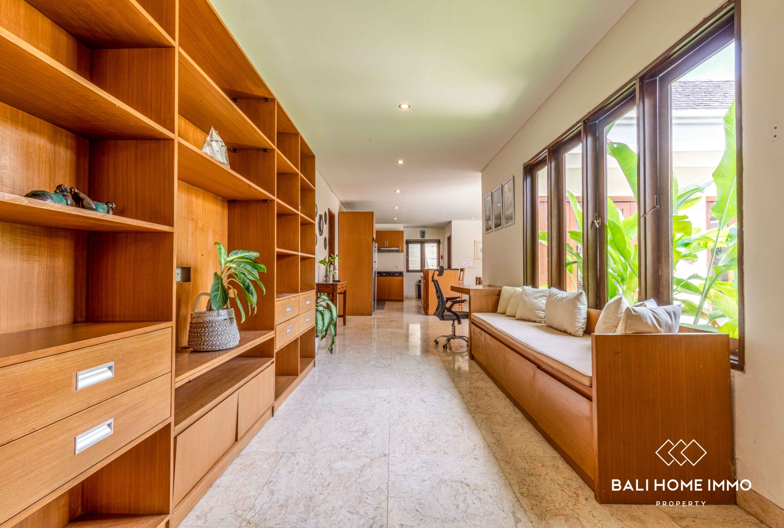 5 Bedroom Family Villa for Rent in Canggu Berawa — image 7