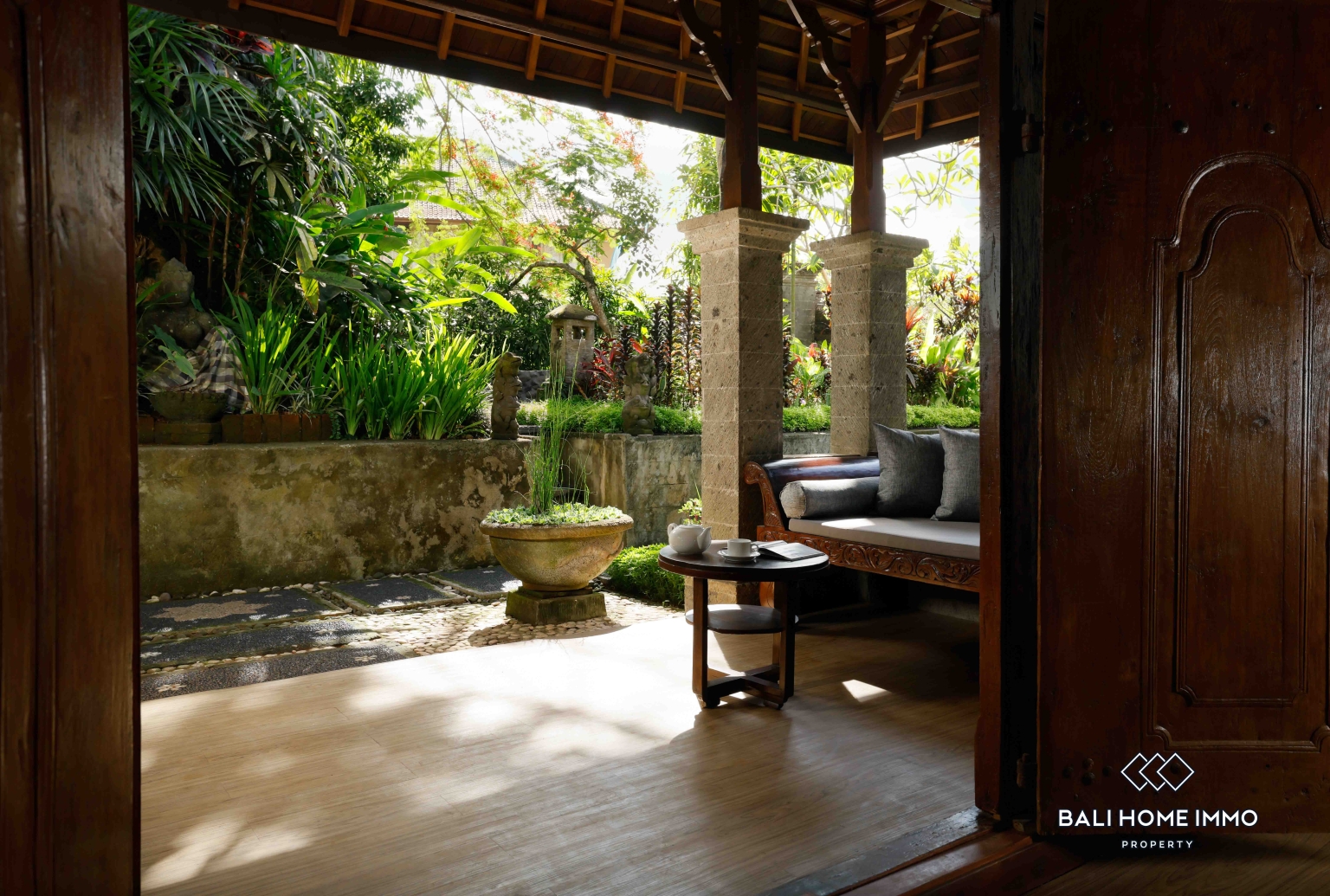 5 bedroom Jungle View Villa For Rent in Ubud — image 16
