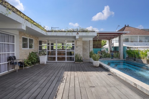 1BR Canggu Apartment: Swimming Pool & Walk to Berawa Beach - Canggu, Bali — image 10