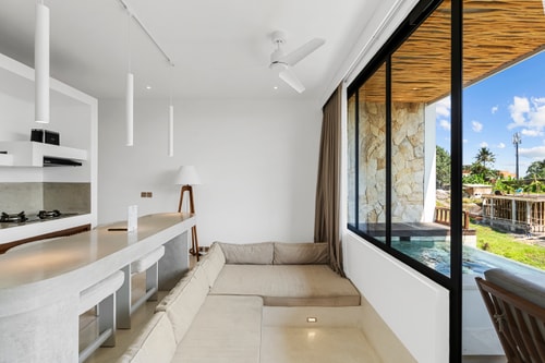 Apartment 1BR Balcony Pool near Pererenan Beach in Pererenan, Bali — image 2