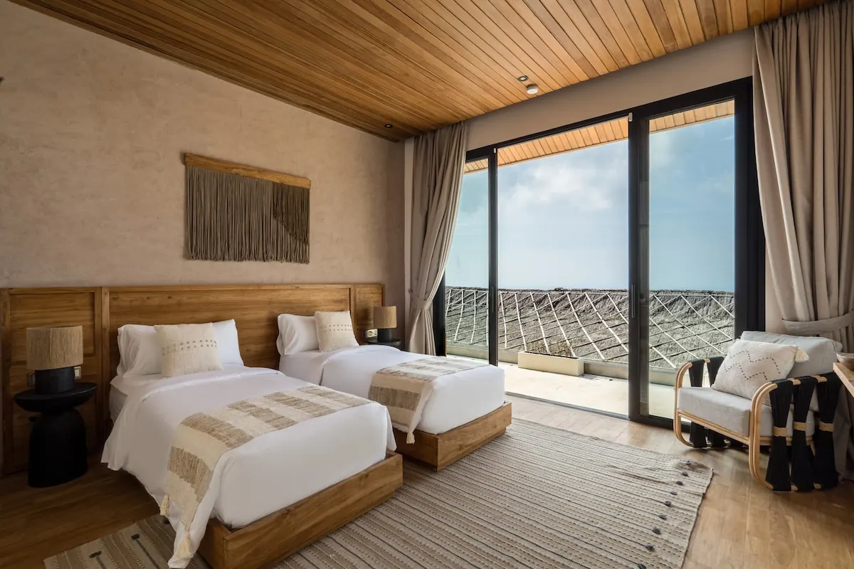 4 BR Designer Thatched Villa Uluwatu — 4BR Villa Rental in Uluwatu — image 16