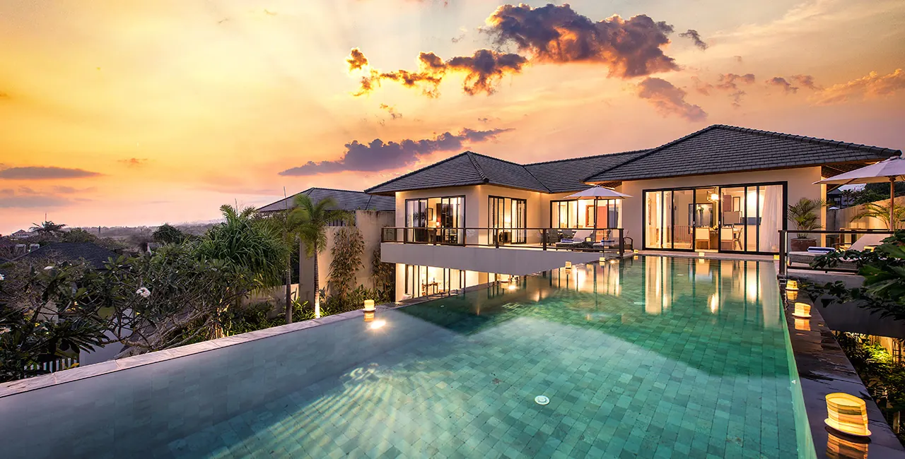 4 BR Ocean-View Tropical Garden Retreat Uluwatu — 4BR Villa Rental in Uluwatu — image 3