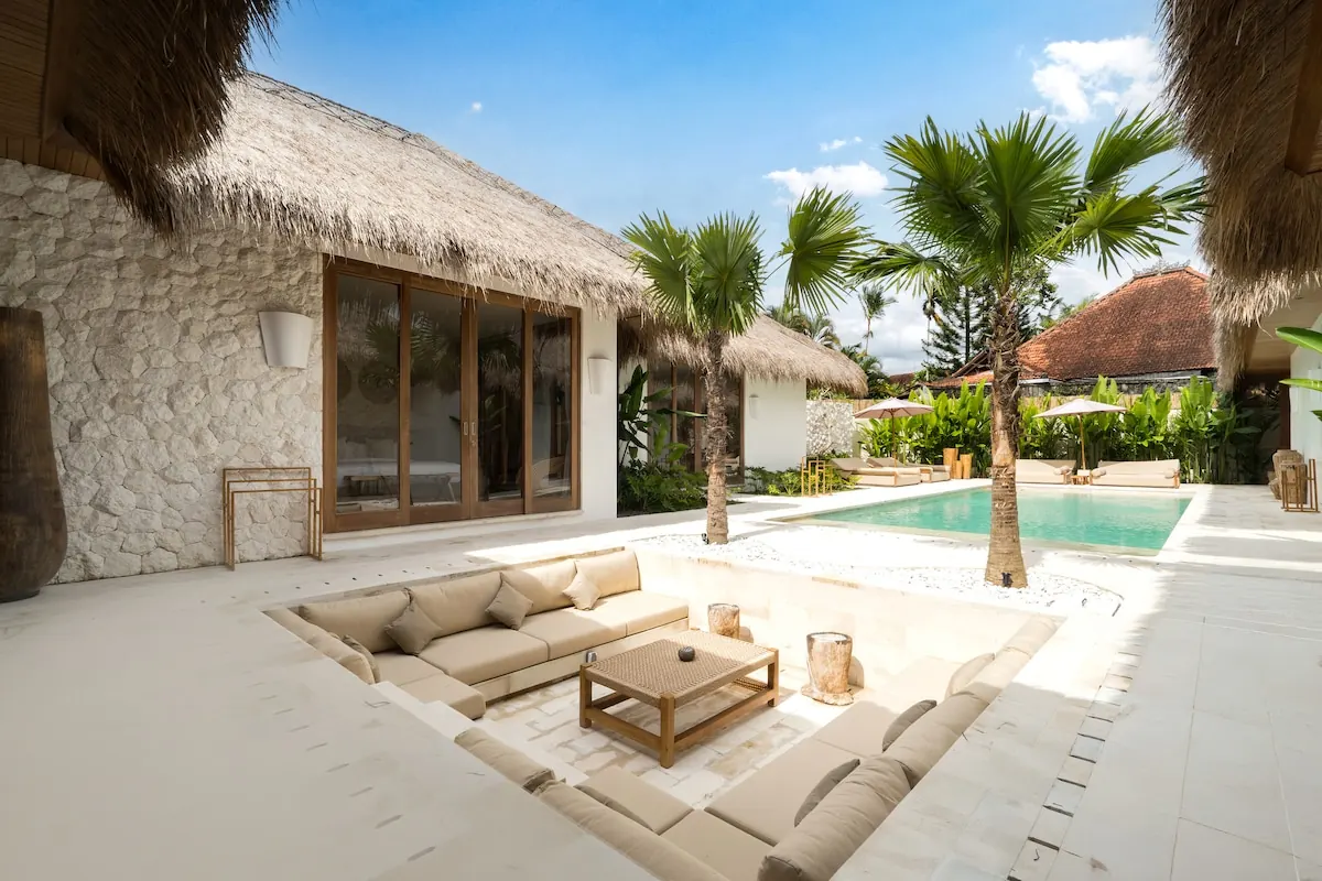 4 BR Thatched Courtyard Villa Ubud — 4BR Villa Rental in Ubud — image 7