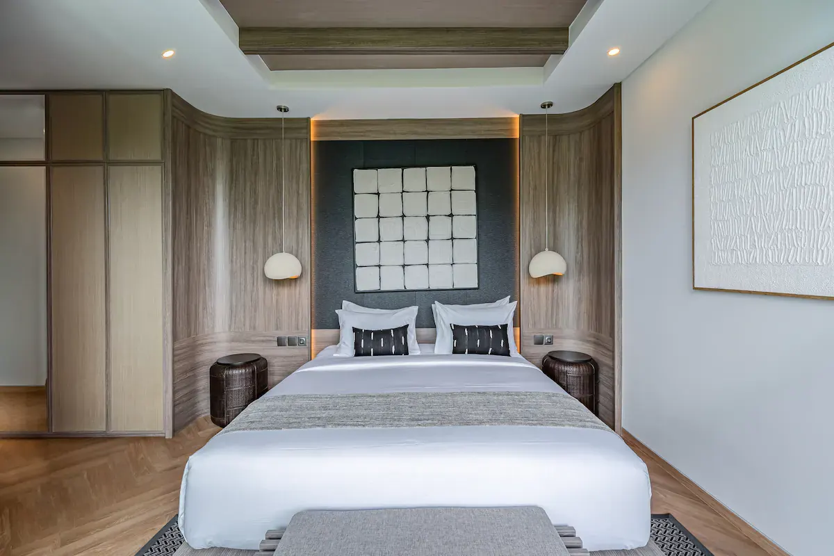8 BR Tropical-Modern Group Estate Canggu — 8BR Estate Rental in Canggu — image 9