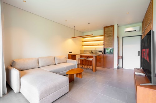 Novo 3.3 - Studio with Jungle View Balcony, Ubud in Ubud, Bali — image 2