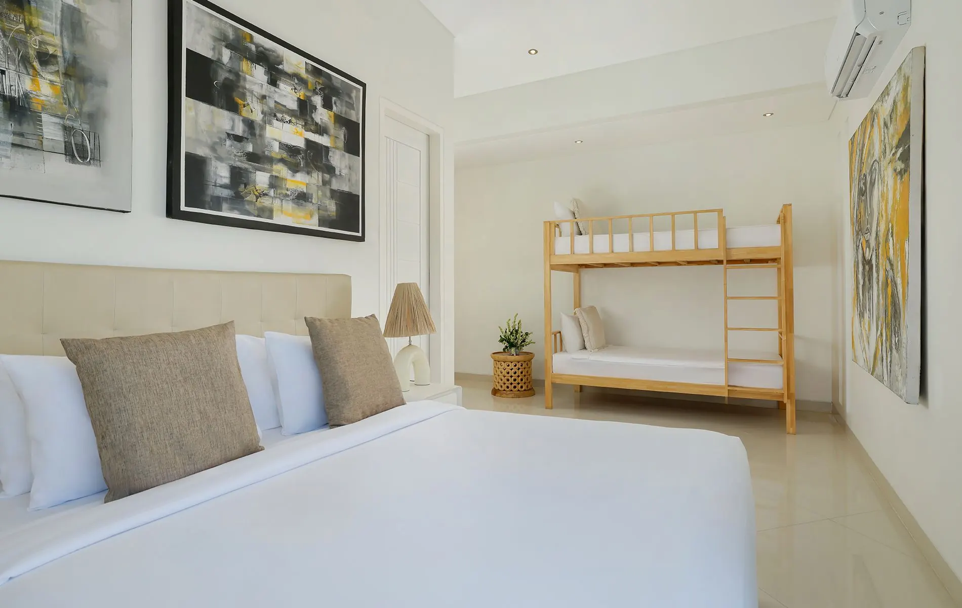 3 BR Tropical-Modern Courtyard Villa Sanur — 3BR Villa Rental in Sanur — image 13