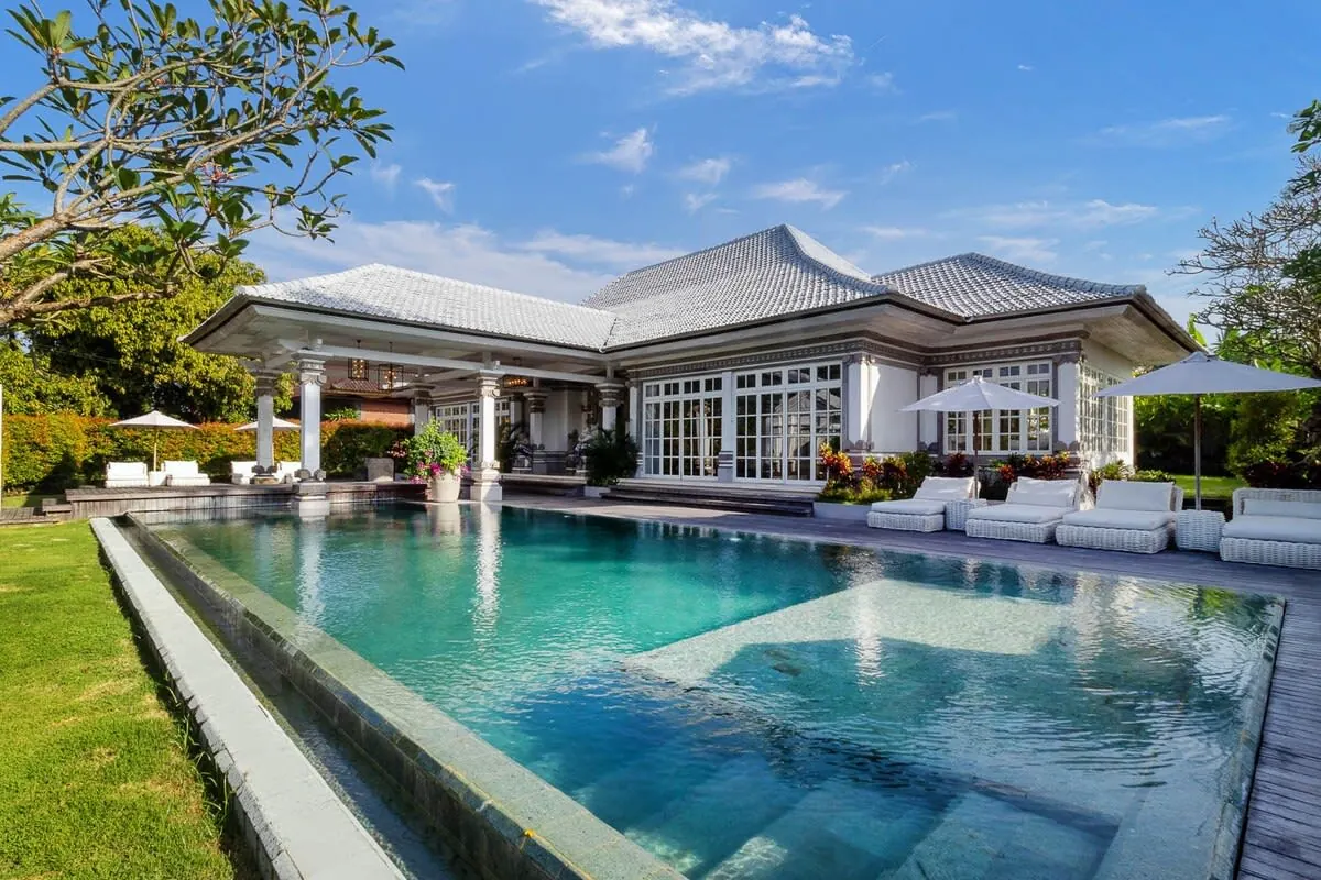 6 BR Colonial Infinity-Pool Villa Ubud — 6BR Villa Rental in Ubud — image 5