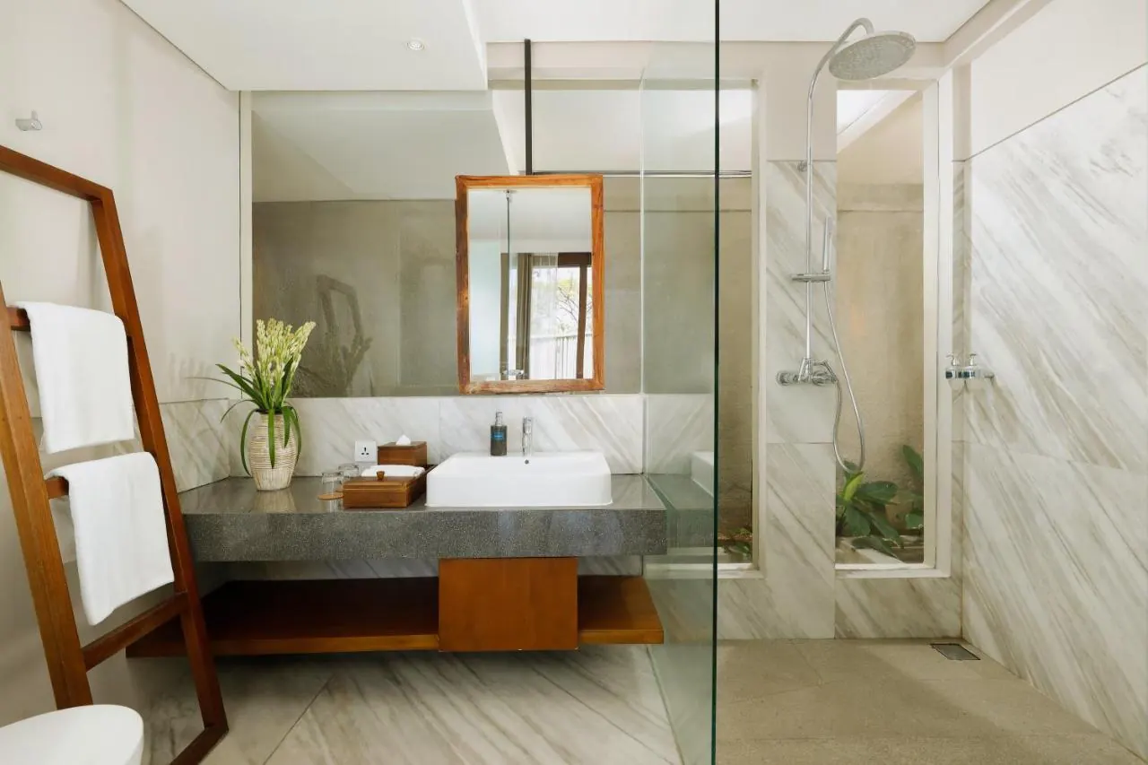 3 BR Hilltop Pool Villa Nusa Dua — 3BR Villa Rental in Nusa Dua — image 16