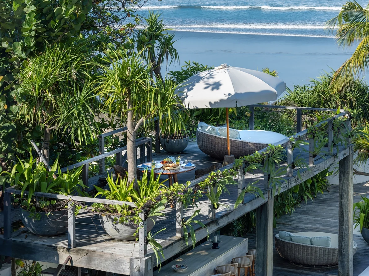 6-Bedroom Beachfront Villa in Seminyak – Private Spa, 27m Pool & Full Staff — image 15