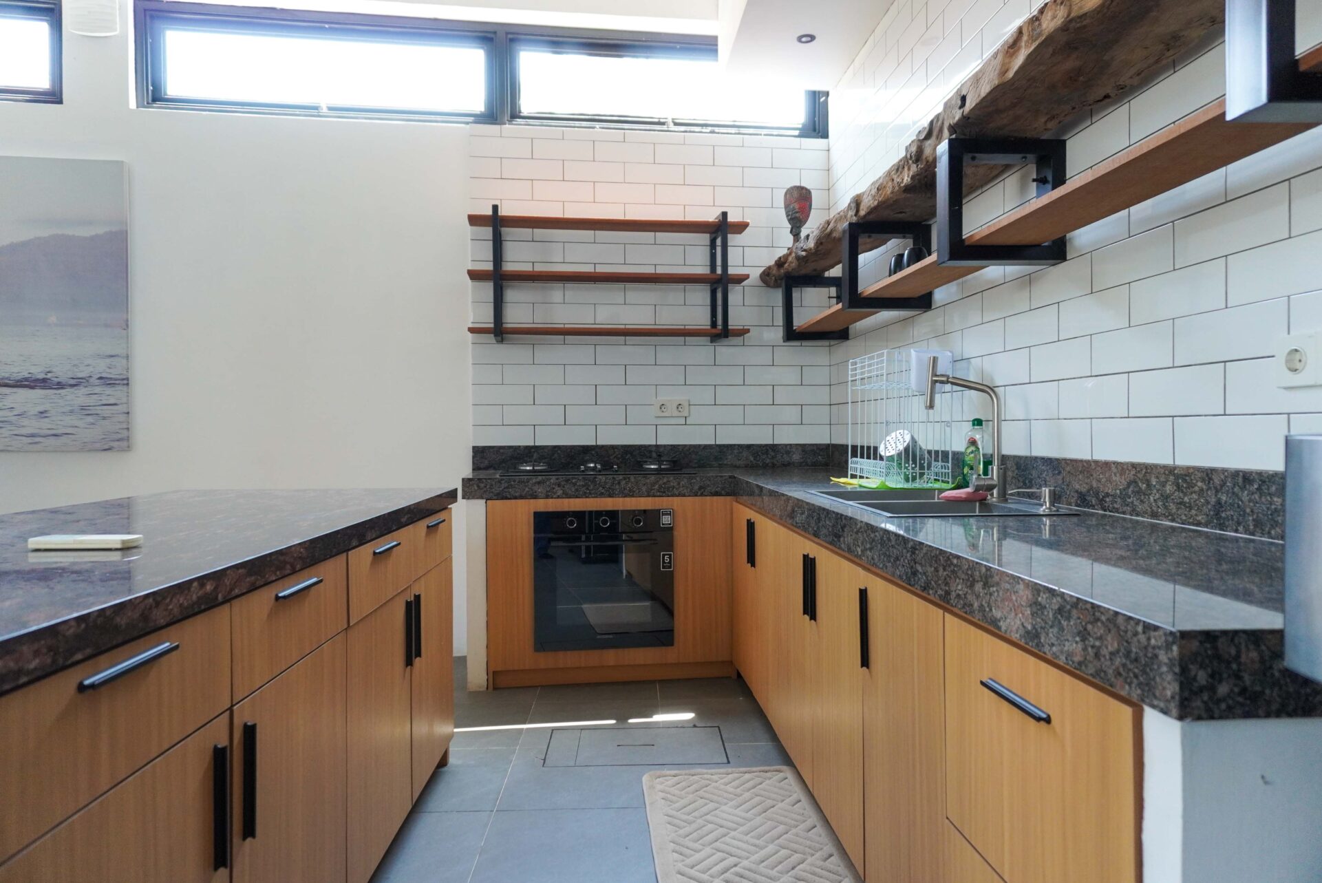 Spacious 6 Bedroom Family Villa with Private Pool for Yearly Rent in Umalas — image 14
