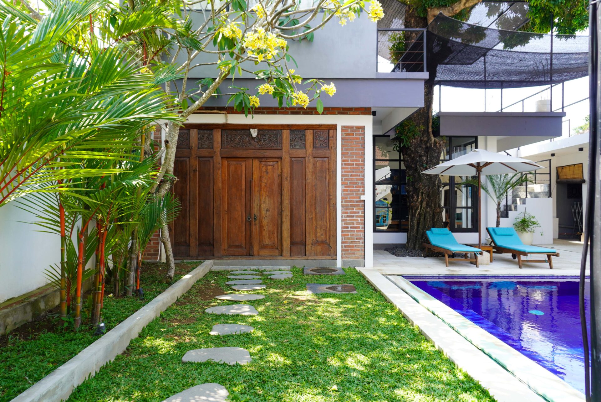 Spacious 6 Bedroom Family Villa with Private Pool for Yearly Rent in Umalas — image 6