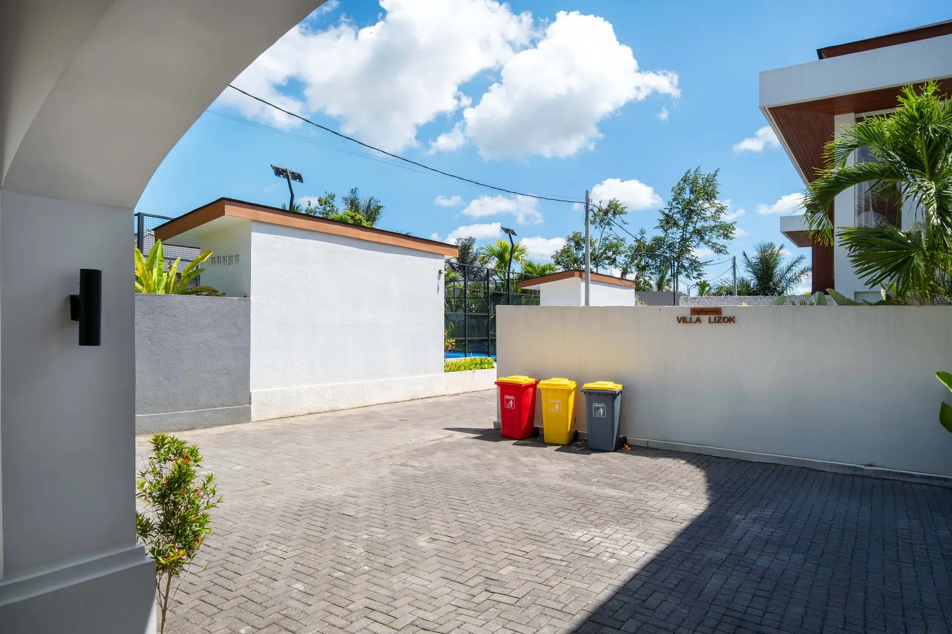 11 BR Padel Rice-Field Estate Ubud — 11BR Estate Rental in Ubud — image 8