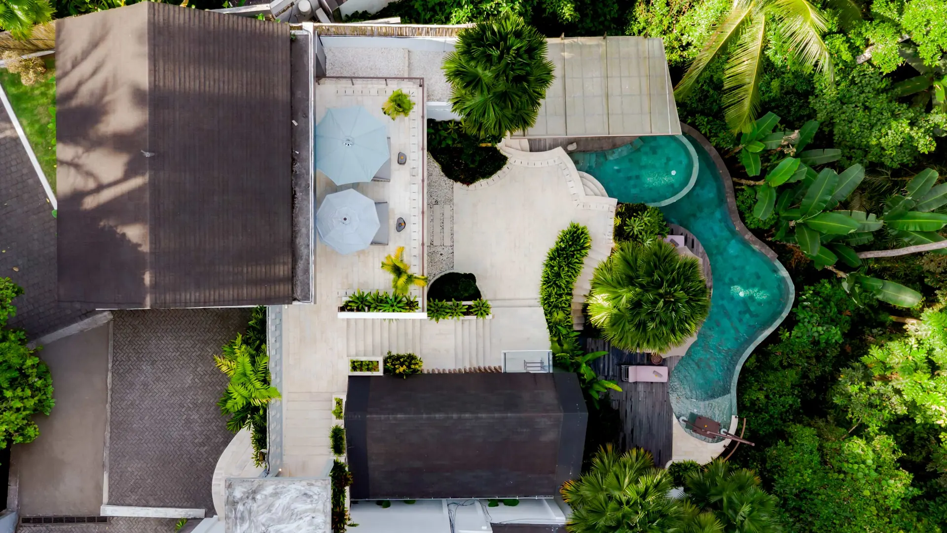 3 BR Jungle Infinity-Pool Villa Ubud — 3BR Villa Rental in Ubud — image 4