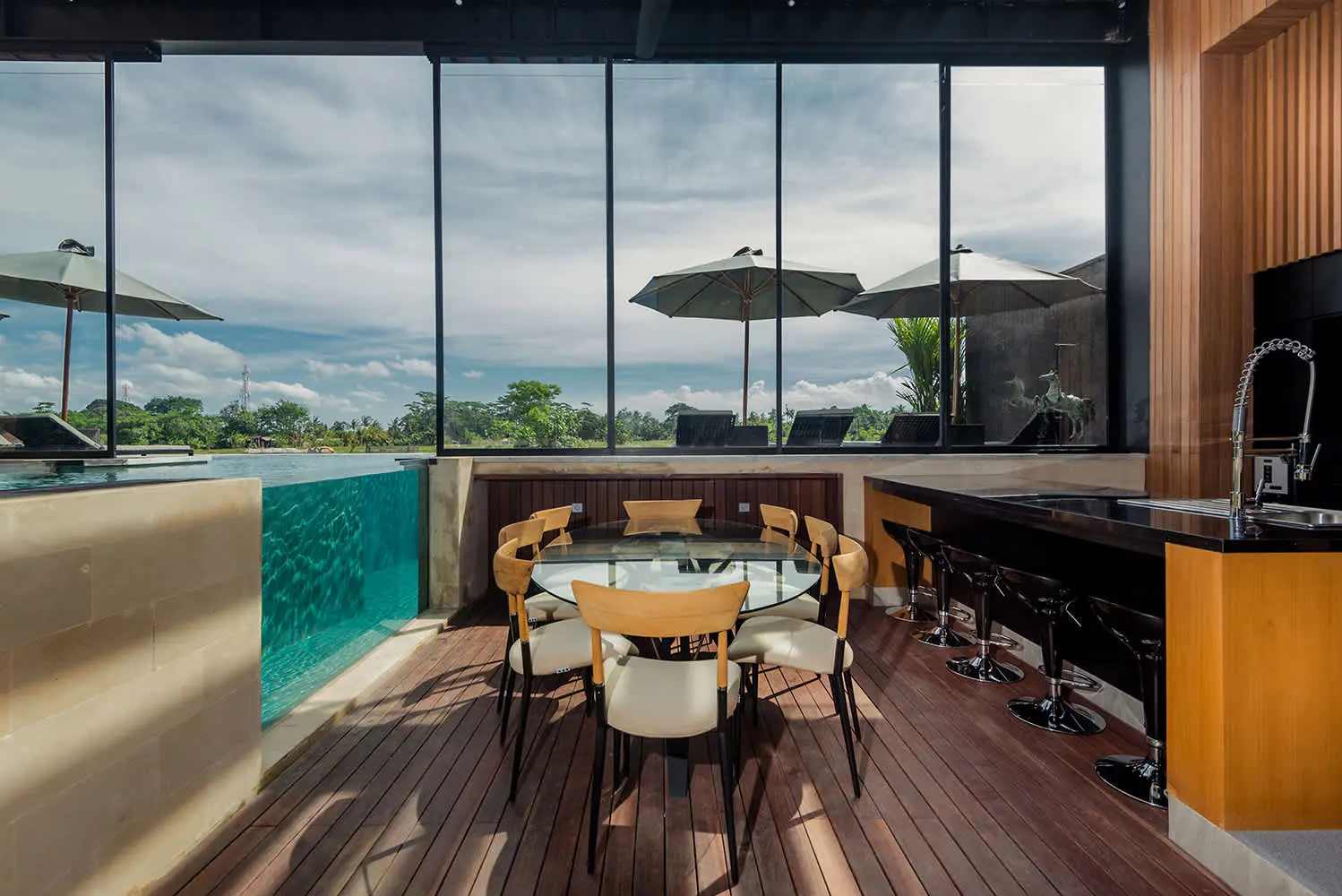 4 BR Rice-Field Courtyard Villa Ubud — 4BR Villa Rental in Ubud — image 6