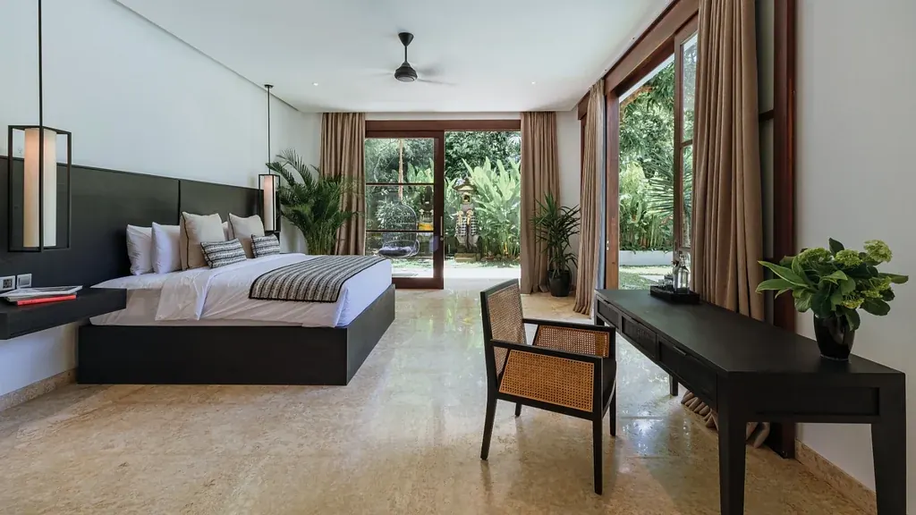 3 BR Private Villa Seminyak — 3BR Villa Rental in Seminyak — image 5