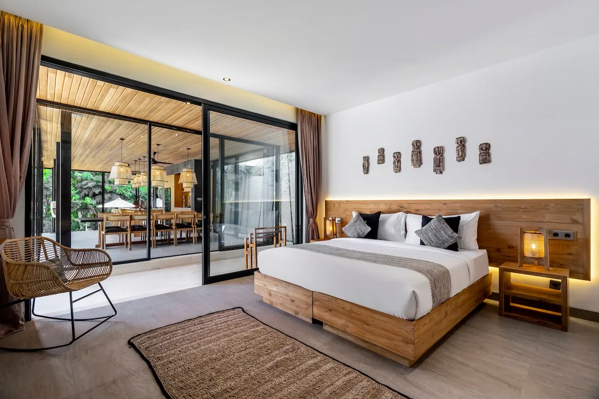 10 BR Tropical-Modern Infinity-Pool Estate Ubud — 10BR Estate Rental in Ubud — image 6