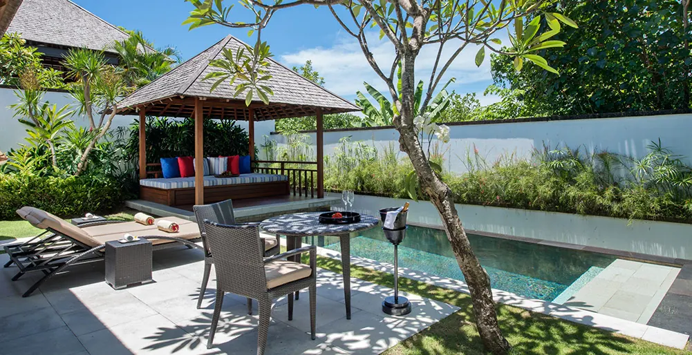 9 BR Contemporary Tropical Garden Estate Canggu — 9BR Estate Rental in Canggu — image 12