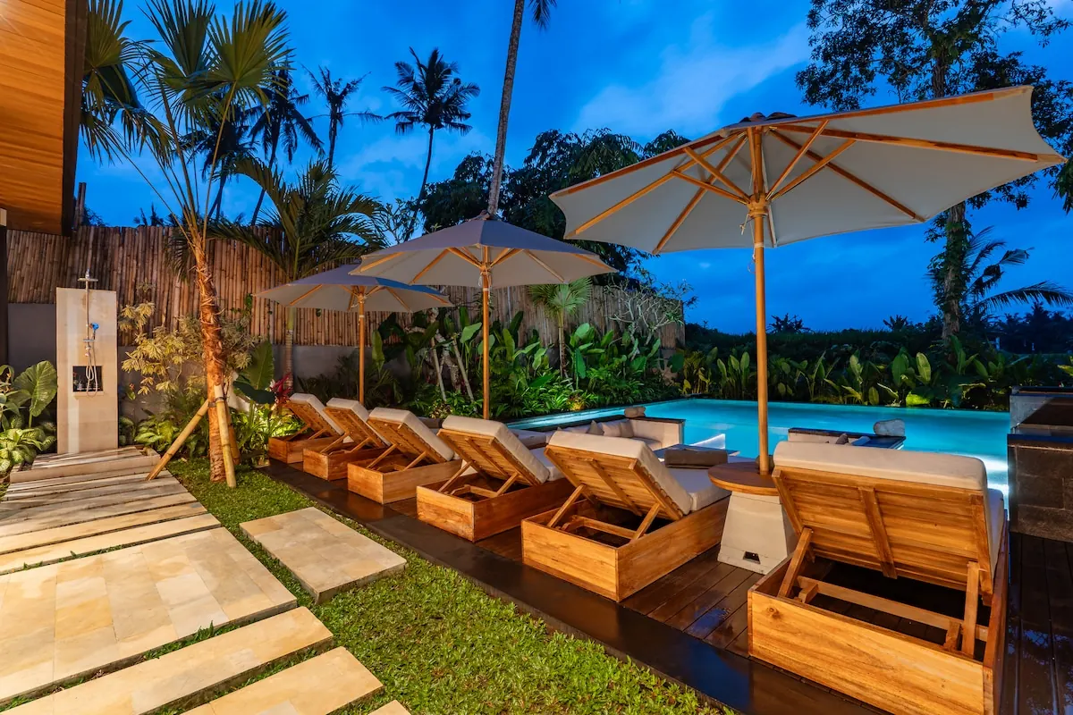 9 BR Tropical-Modern Pool Estate Ubud — 9BR Estate Rental in Ubud — image 12