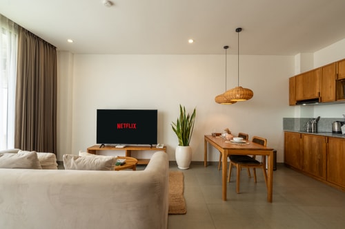 SB 208 - 1BR Pool Suite, Near Batu Belig Beach in Canggu, Bali — image 1