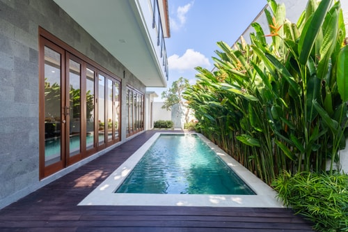 2BR Chic Berawa Villa | Pool & Bathtub, Near Cafés in Canggu, Bali — image 1