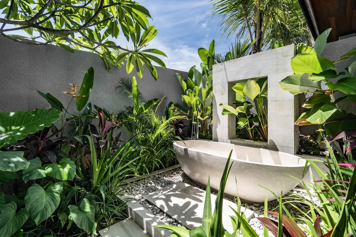 3 BR Rice-Field Designer Villa Ubud — 3BR Villa Rental in Ubud — image 13