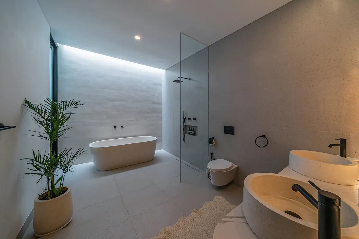 9 BR Tropical-Modern Group Estate Uluwatu — 9BR Estate Rental in Uluwatu — image 8