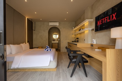 Modern 1BR Nomad Studio | 8 Mins to Ubud Market - Ubud, Bali — image 2