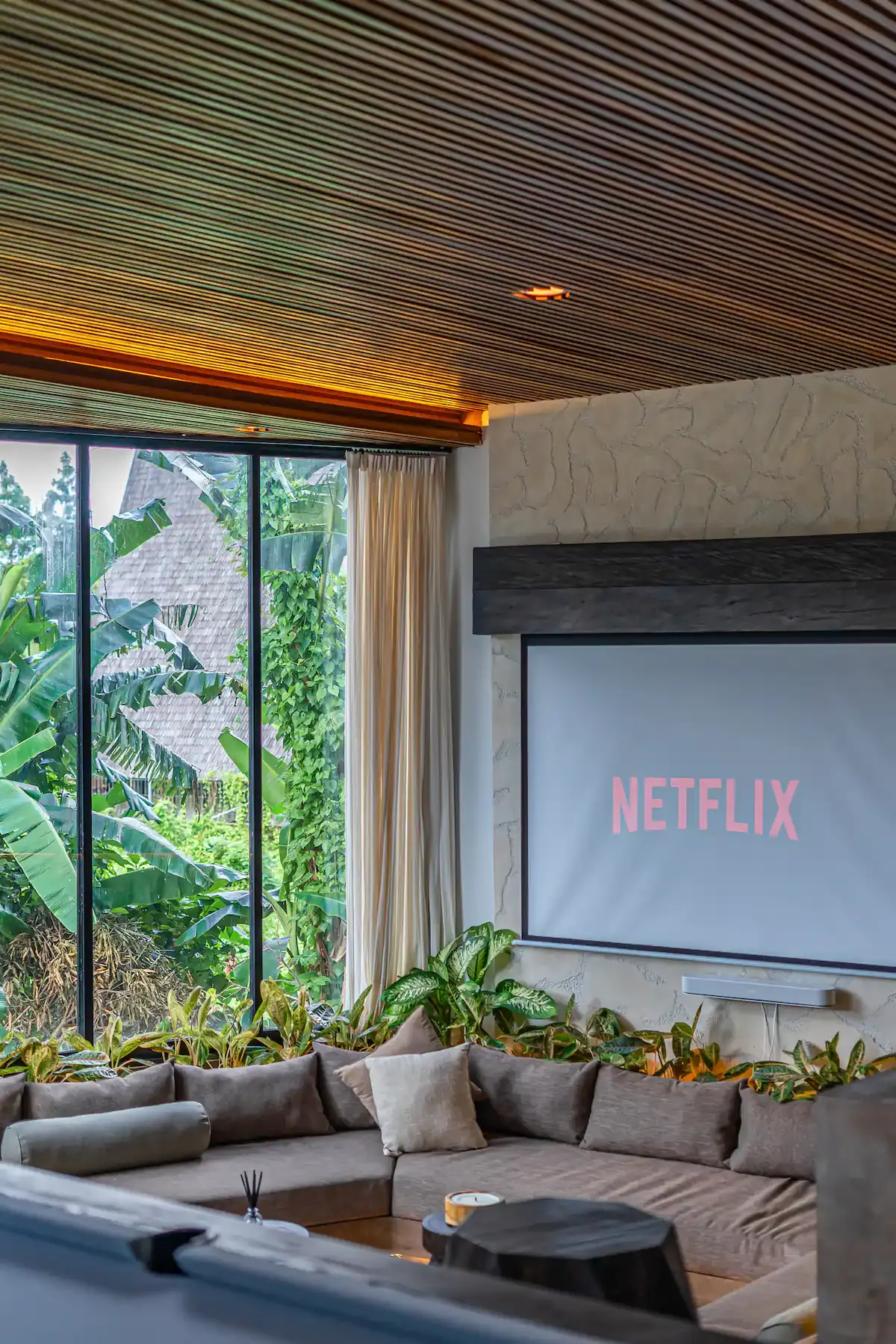 2 BR Tropical-Modern Pool Villa Canggu — 2BR Villa Rental in Pererenan — image 11
