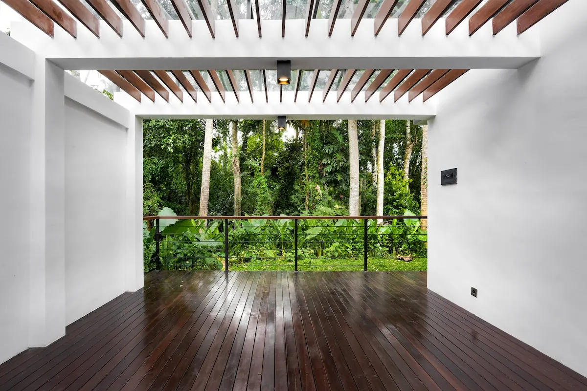 8 BR Tropical-Modern Courtyard Estate Ubud — 8BR Estate Rental in Ubud — image 14