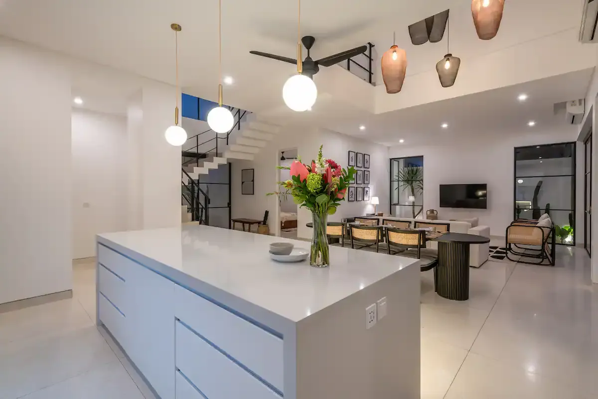 4 BR Modern Fully Staffed Villa Canggu — 4BR Villa Rental in Canggu — image 18