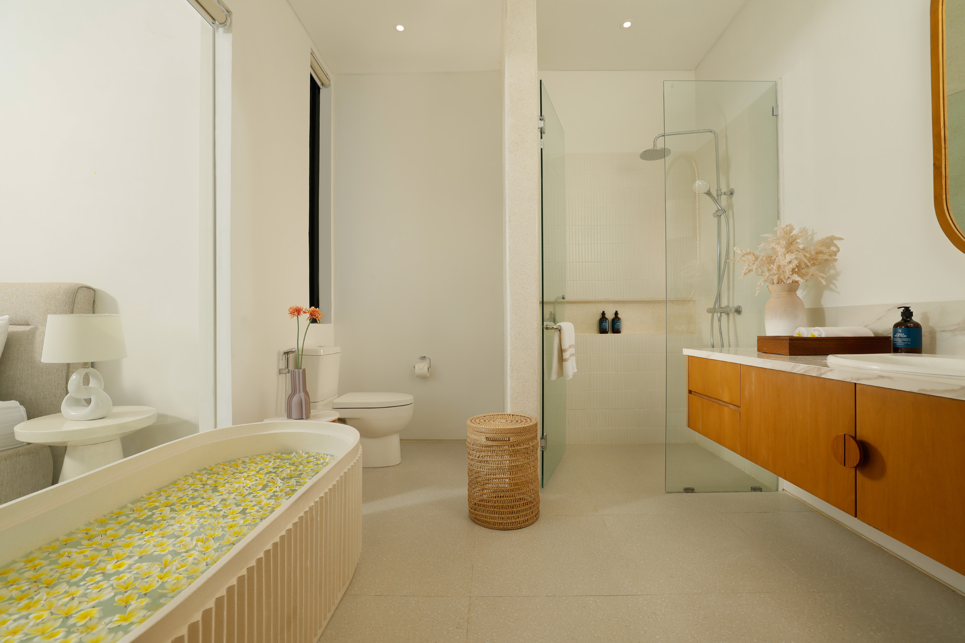 Villa Kalem Canggu | Luxury 4-Bedroom Villa with Pool — image 7