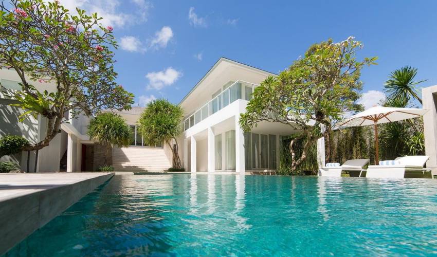 Villa 382 in canggu — image 9