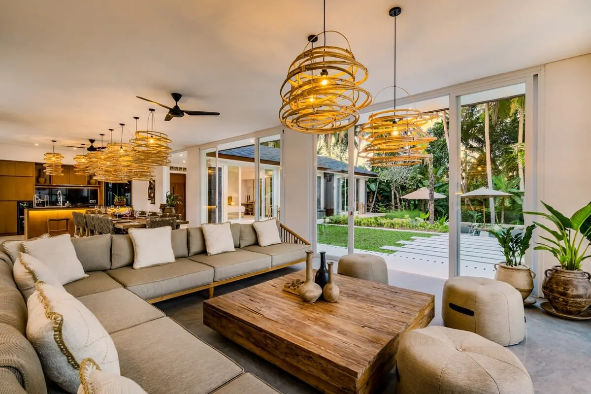 6 BR Contemporary Pavilion Residence Ubud — 6BR Residence Rental in Ubud — image 3