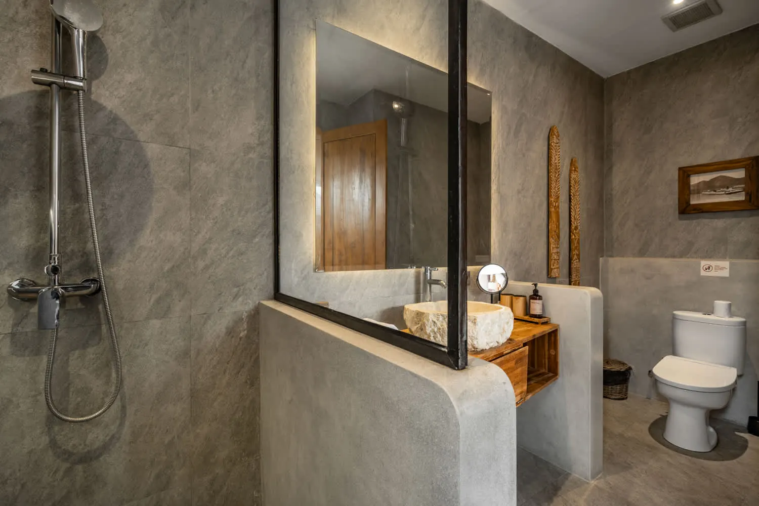 5 BR Rice-Field Courtyard Villa Ubud — 5BR Villa Rental in Ubud — image 13
